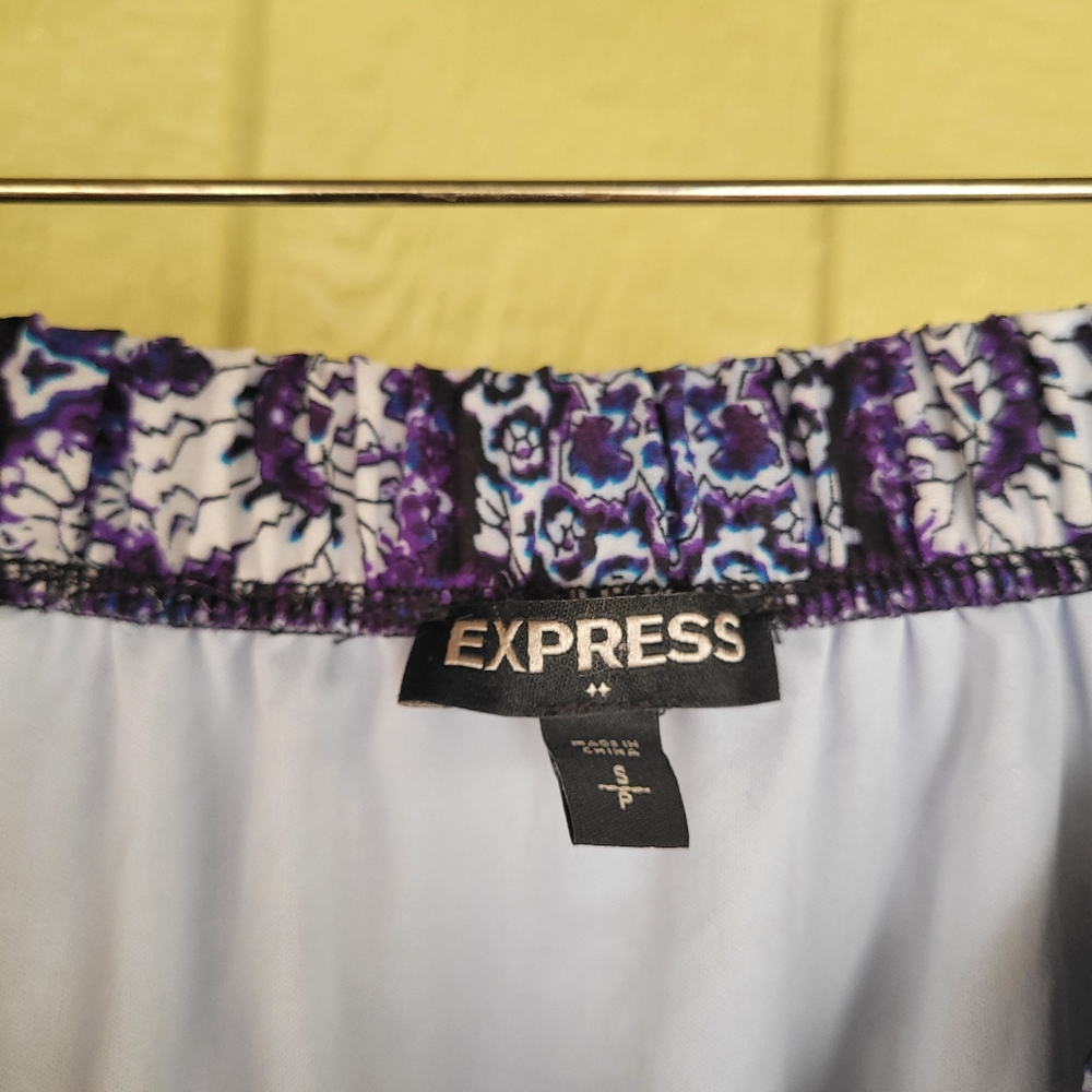 Express Boho Skirt With Double Slit - Picture 4 of 6